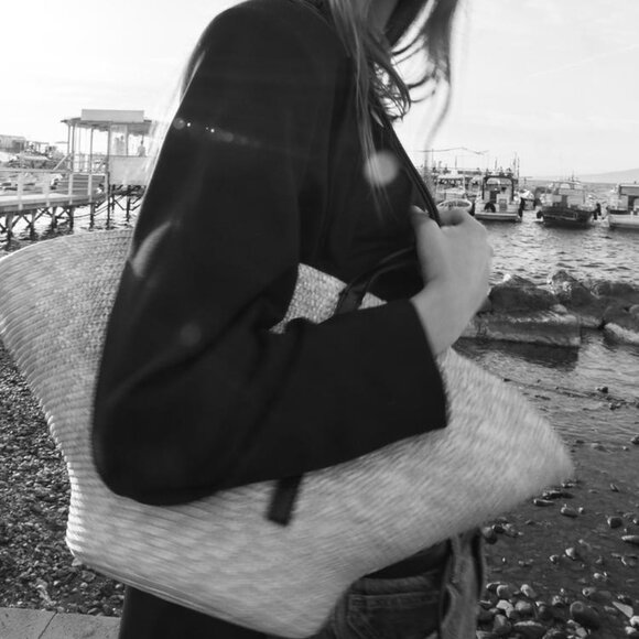 🦋 Bloggers Favorite 🦋 NWT ZARA BASKET SHOULDER BAG WITH FLOWER - Picture 7 of 16